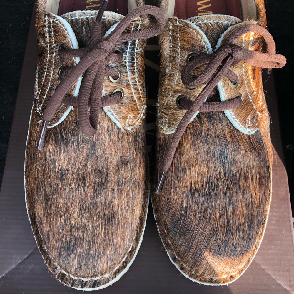 Uwezo calf-hide shoes